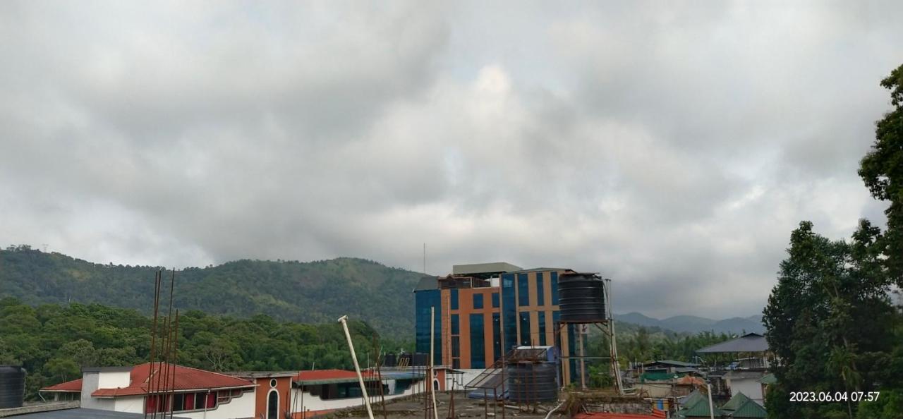 Floral Homestay Thekkady Luaran gambar